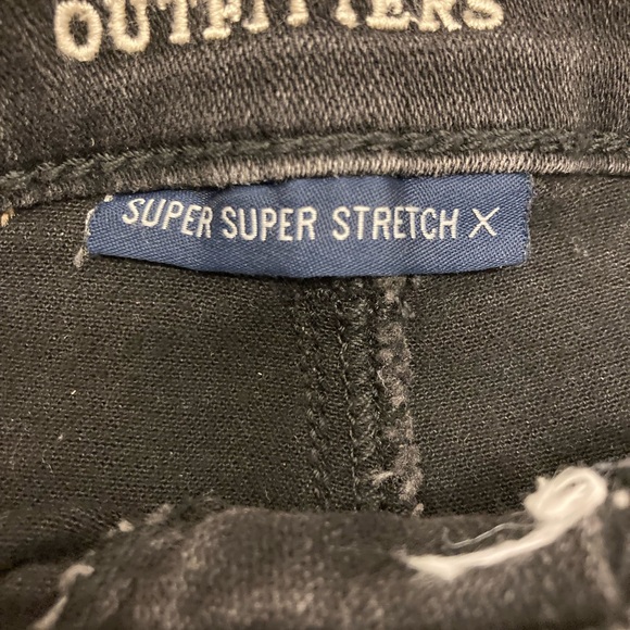 American Eagle Black Lace Floral Super Stretch Hi-Rise Shortie - Picture 6 of 7